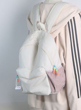 滨斯熊儿童书包新品小学生初中生高中生大学成人双肩背包休闲书包