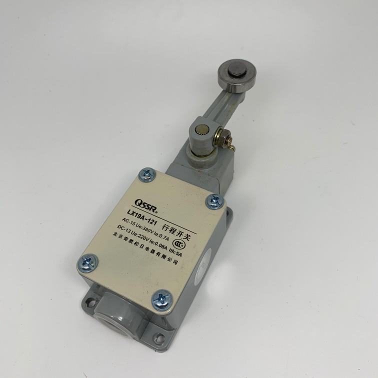 正品北京QSSR奇胜松日LX19A-001LX19-222 LX19-212行程开关微动