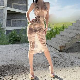 外户露出任务心机网纱透视大露背印花性感修身显瘦夜行连衣裙女夏