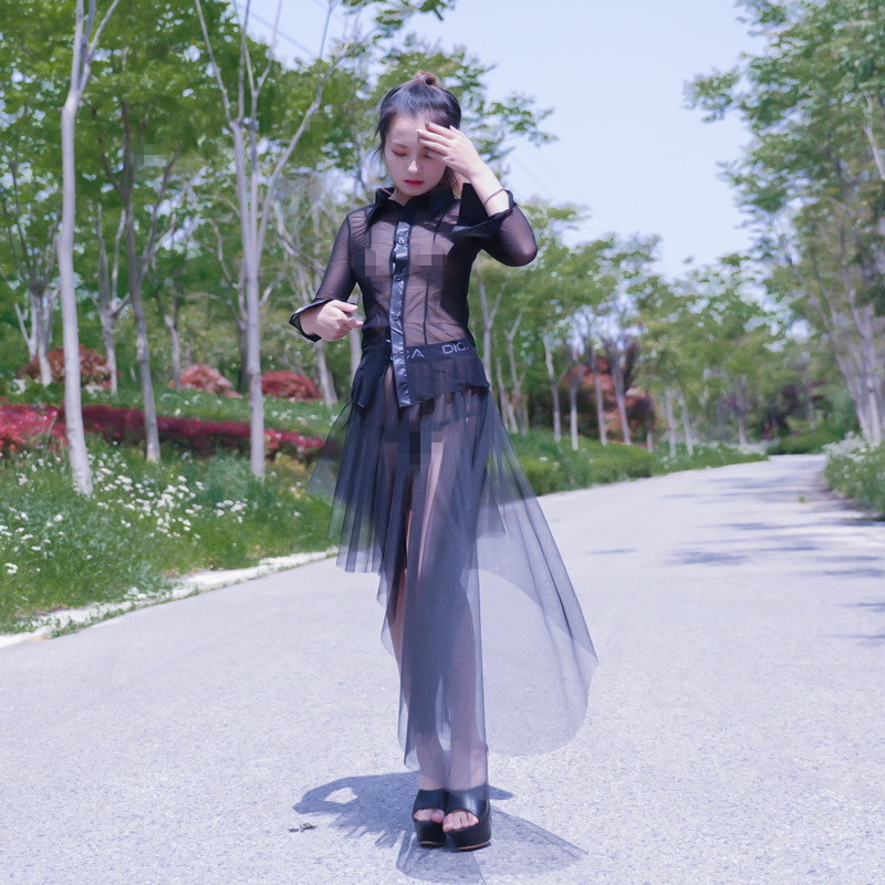 性感透视网纱露出心机走光短裙