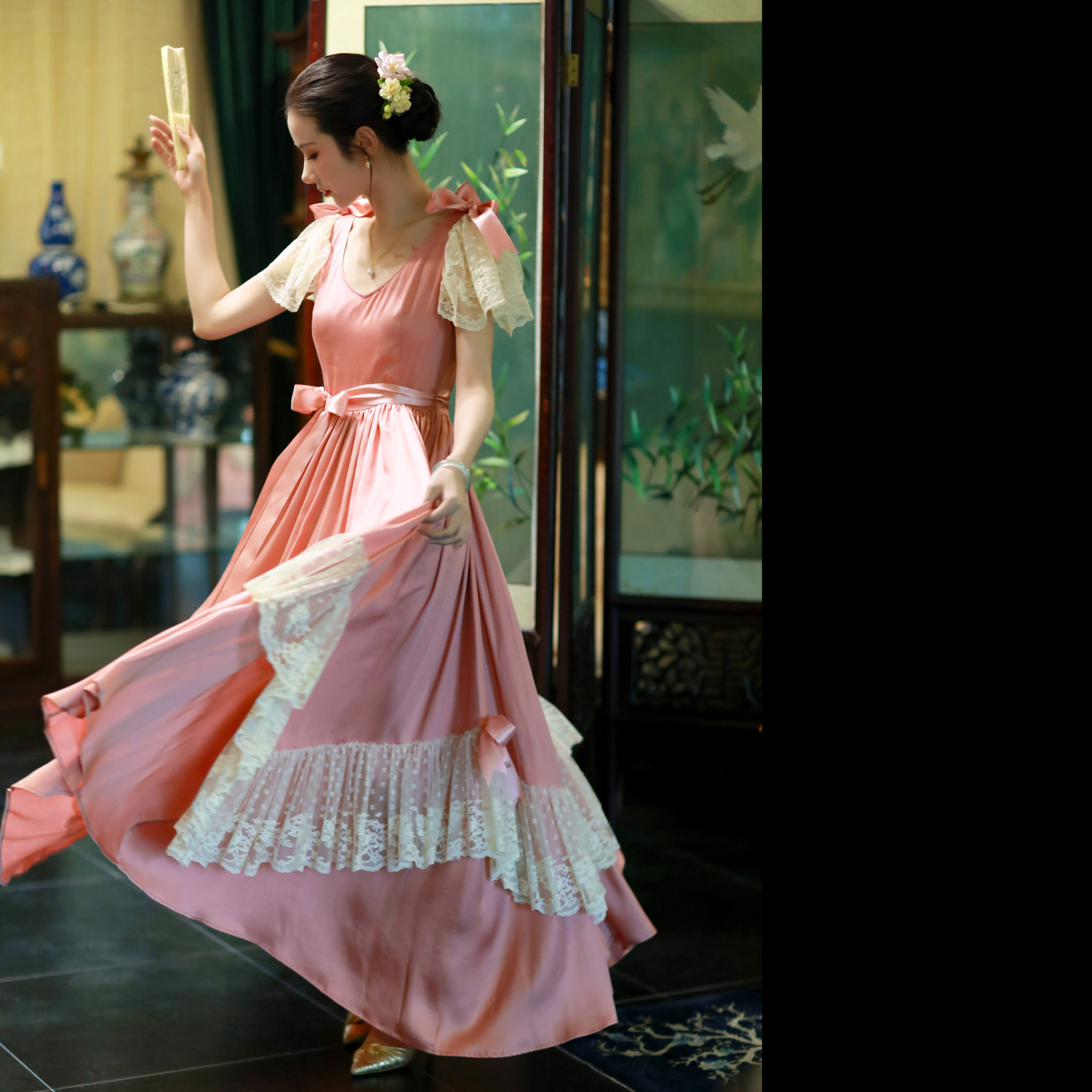 邂逅春光丨一城风絮丨夏季粉色法式蕾丝V领浪漫约会大摆连衣长裙,女装/女士精品,连衣裙,淘宝优惠券,粉丝福利购,淘宝优惠卷