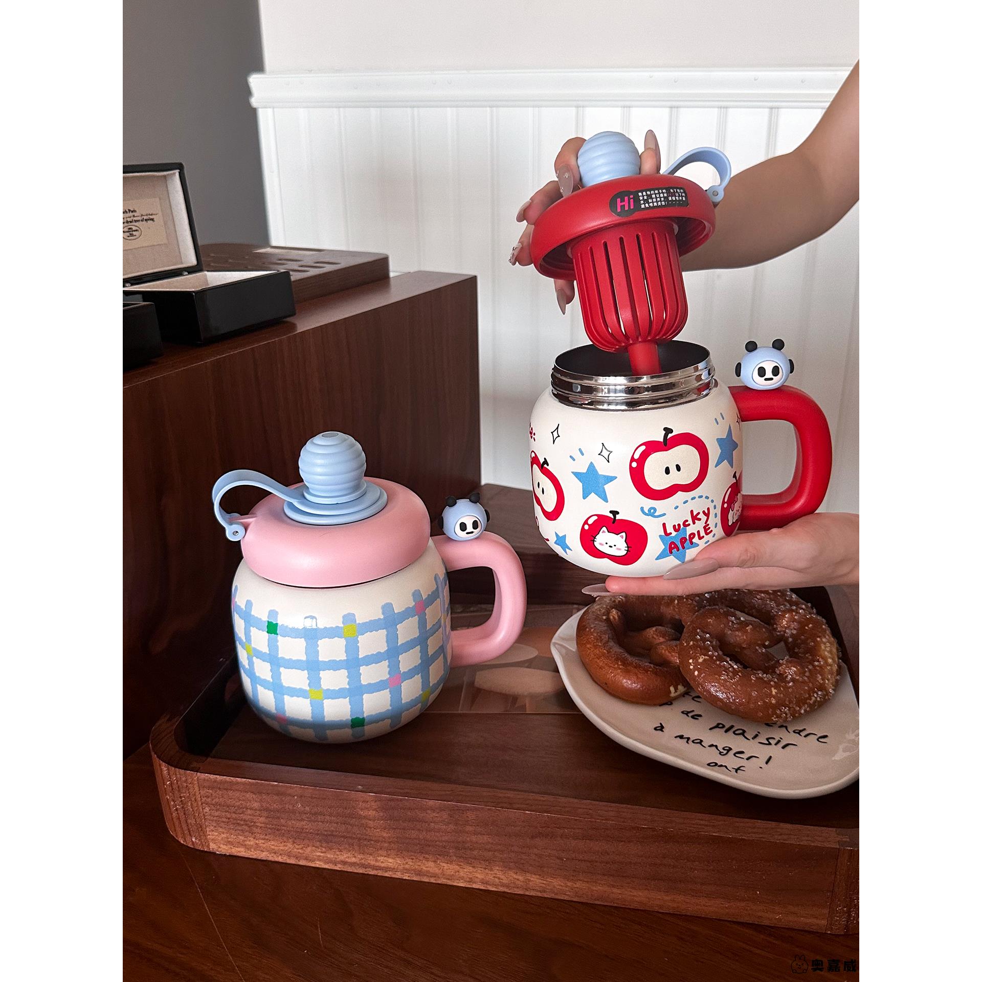 大容量保温杯女生大肚吸管水杯办公室桌面咖