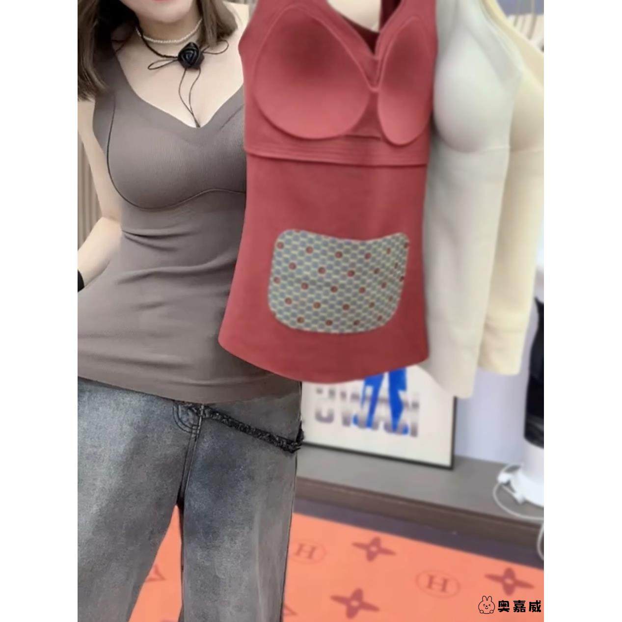 冬季德绒保暖背心带胸垫女大码保暖内衣一体式自发热打底文胸美背,女士内衣/男士内衣/家居服,保暖背心,淘宝优惠券,粉丝福利购,淘宝优惠卷