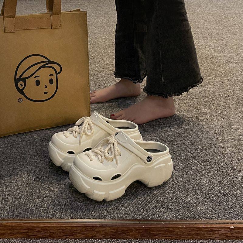 网红绑带洞洞鞋女外穿2024夏季新百搭高跟增高沙滩包头拖鞋女外穿