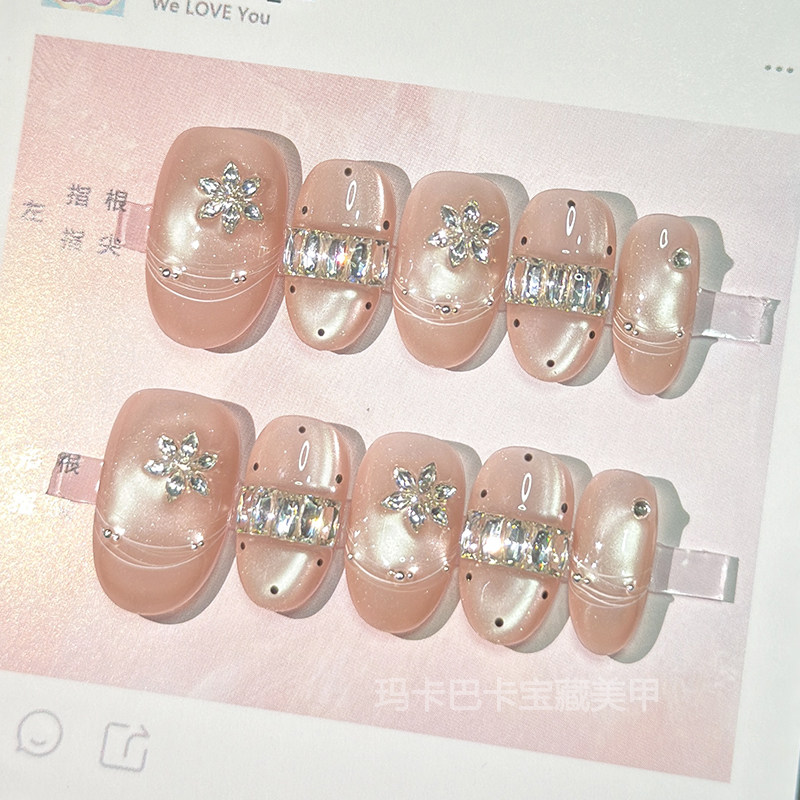 熠钻星河】玛卡巴卡手工穿戴甲裸粉猫眼波点过新年美甲贴片短指甲,彩妆/香水/美妆工具,穿戴甲/甲片,淘宝优惠券,粉丝福利购,淘宝优惠卷
