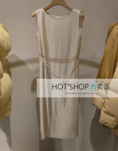 EGJEA4111AM 匠心褶艺白月光连衣裙EGJEA4111 商场同款 2024夏新款