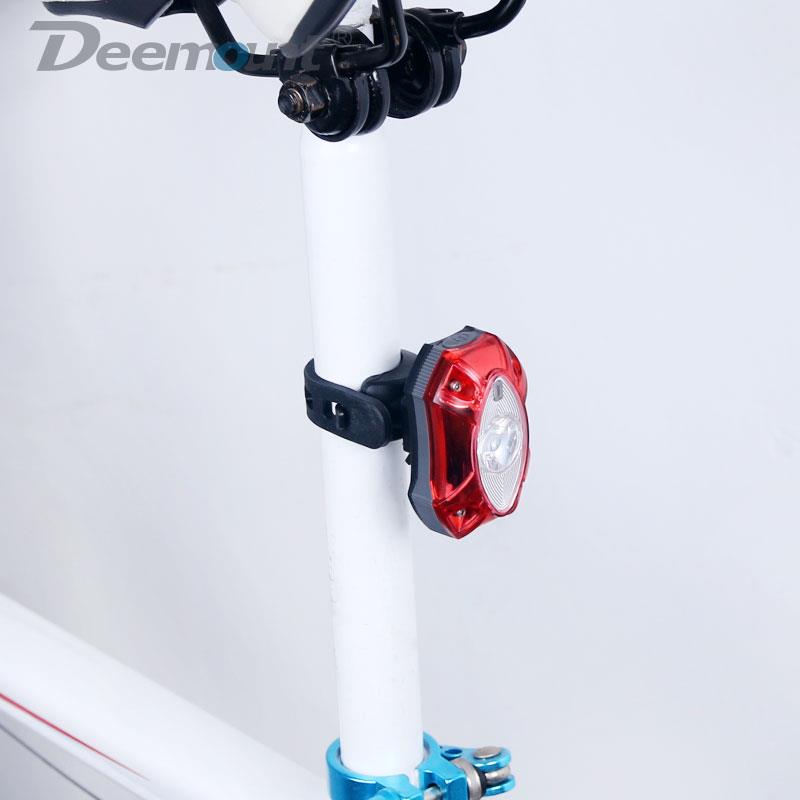 山地自行车单车骑行尾灯安全警示灯LED高亮3W灯珠USB充电大眼睛灯