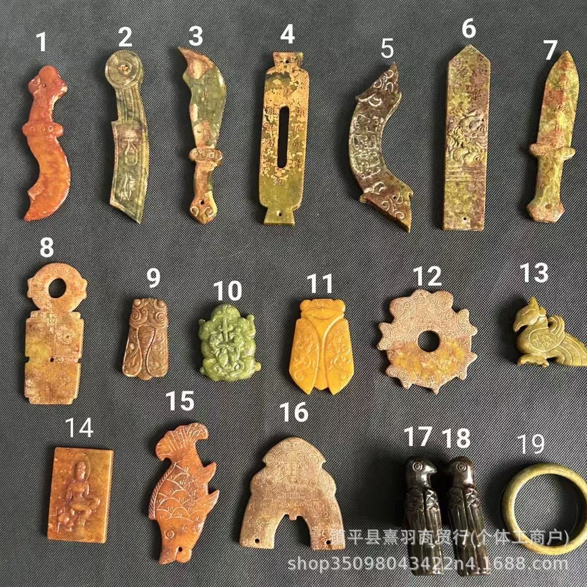 货源大量仿古岫玉挂件老玉民族风工艺装饰摆件特价随意搭