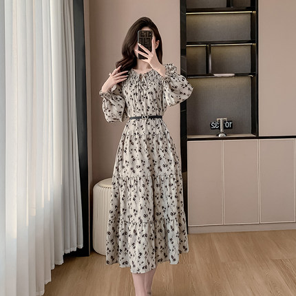 实拍春季韩版气质小黑花连衣裙女中长款荷叶袖显瘦A字裙配腰带