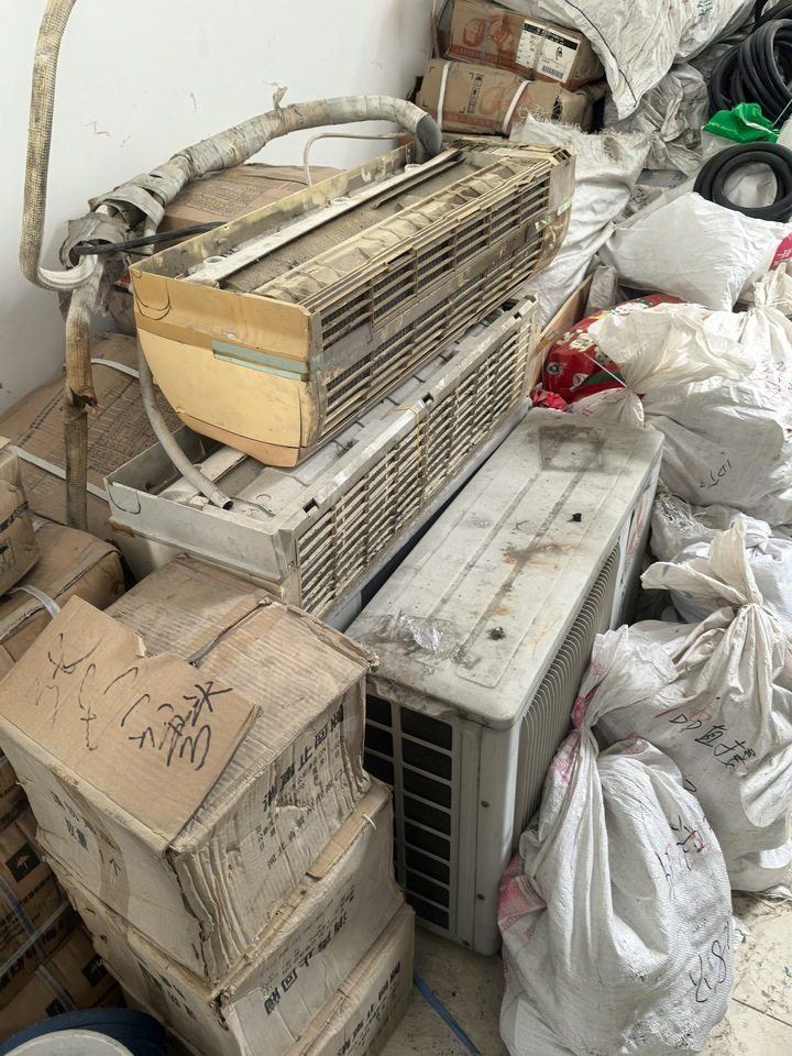 1月4日苏州自来水厂的变压器、低压线配套、空调、电脑及废旧家具一批网络拍卖公告