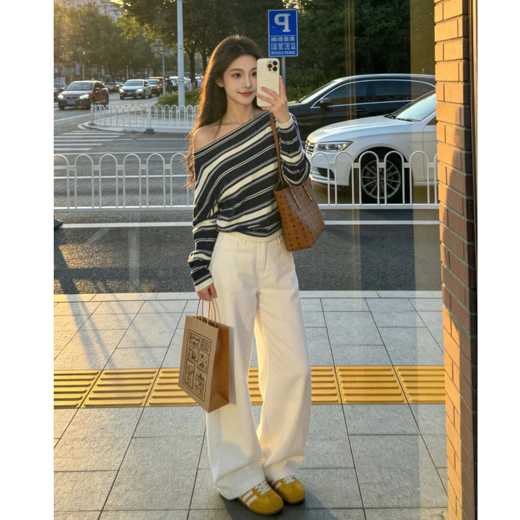 白色高腰直筒牛仔裤女2026新款休闲百搭显瘦宽松阔腿小个子拖地裤