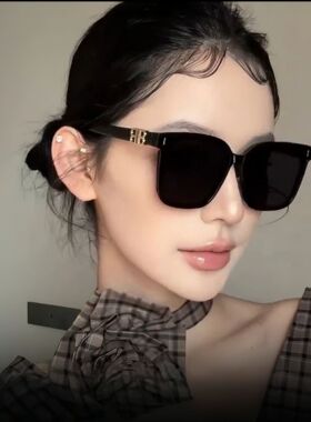 大框黑色防晒显脸小女士太阳镜