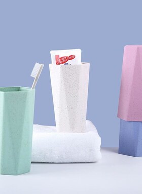 Large strain wash gargle cup household contracted lozenge