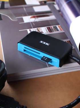 SSK飚王SCRM330高速USB3.0读卡器多合一可读CF卡SD相机卡TF手机卡