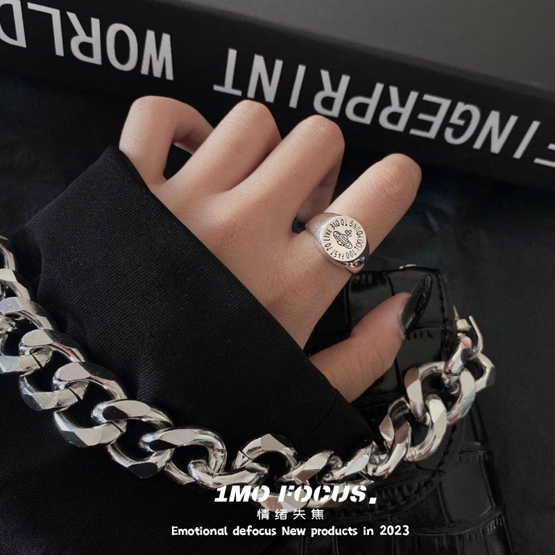 闭眼入的中性风土星戒指