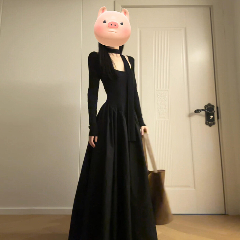 2025新款法式赫本风黑色