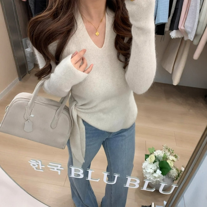 白色v领长袖羊毛针织衫女秋冬季收腰修身显瘦毛衣内搭打底衫上衣