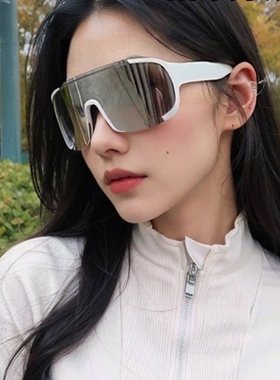 大媛家Sunny 网红同款登山太阳镜户外骑行眼镜男Y2K科技风墨镜