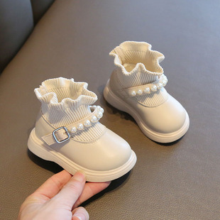 儿童马丁靴1一3岁软底公主鞋皮鞋婴儿靴小童鞋女宝宝秋冬鞋子软底