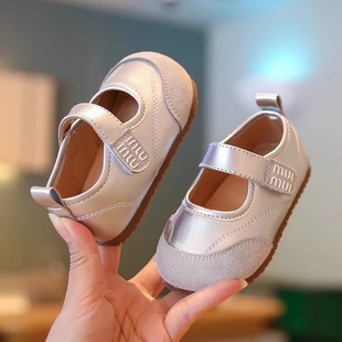 宝宝学步鞋女宝公主鞋2025秋季女童单鞋1到3岁儿童软底小皮鞋单鞋