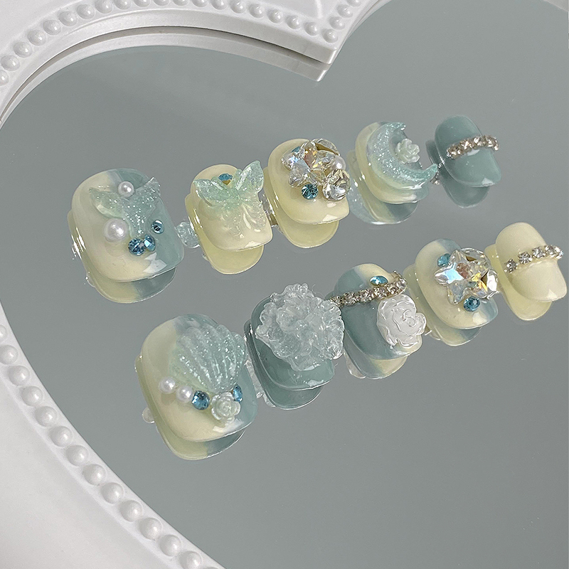 lovefix纯手工穿戴甲短短T高级感奶黄蓝撞色人鱼尾巴超闪钻美甲贴