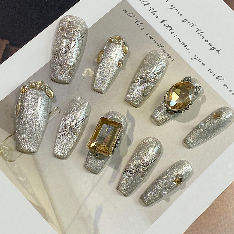 lovefix纯手工穿戴甲长T清冷感女神爆闪银猫眼超大鸽子蛋方钻甲贴