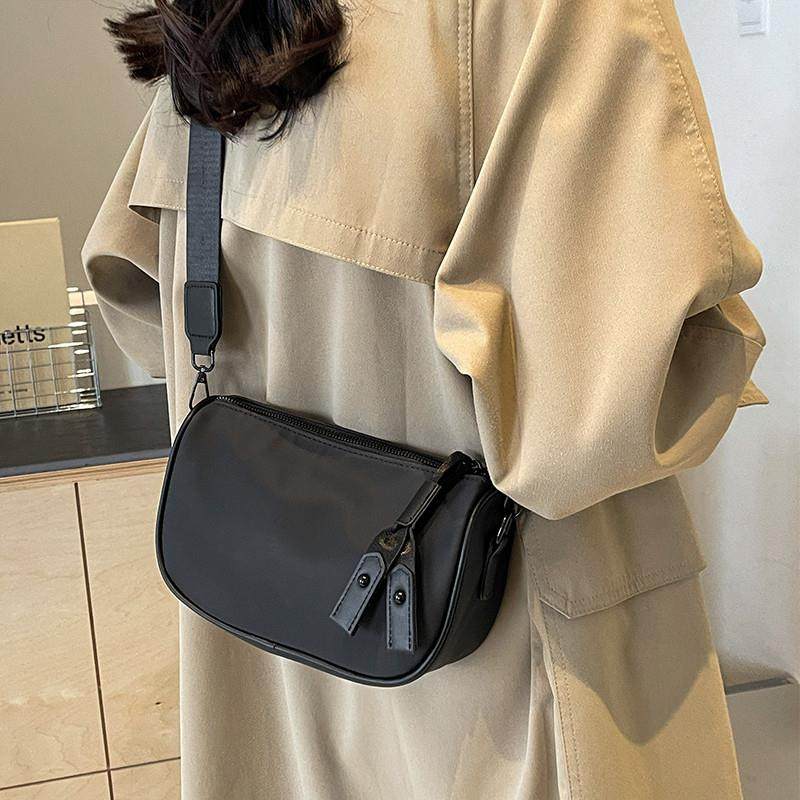 斜挎小包包女式2025新款超火轻便单肩百搭休闲牛津布夏天通勤手机,箱包皮具/热销女包/男包,通用款女包,淘宝优惠券,粉丝福利购,淘宝优惠卷