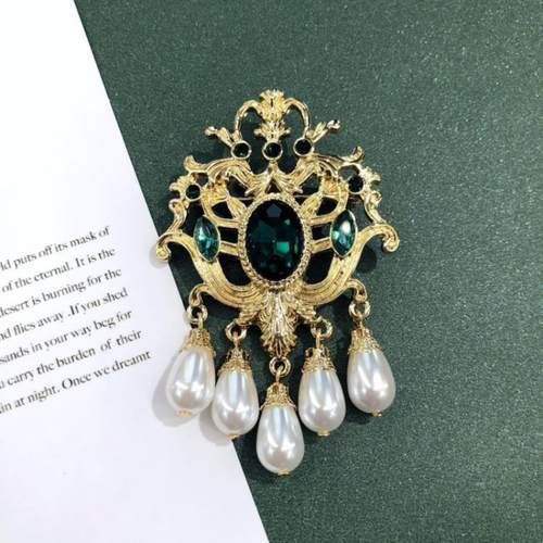 欧美宫廷风祖母绿宝石胸针西洋风气质巴珍珠胸花配饰