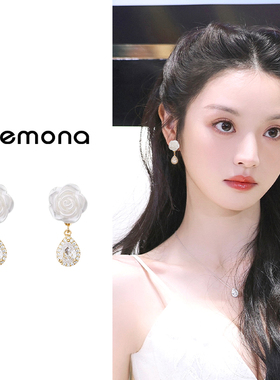 白色山茶花耳环2026新款爆款高级感纯银耳钉花朵高端气质通勤耳饰
