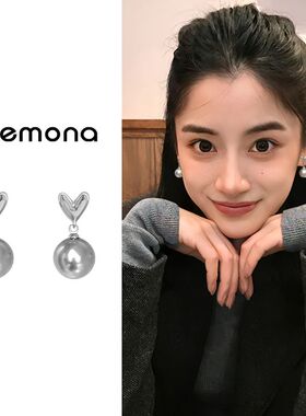 灰色爱心珍珠款耳环女士轻奢高级感耳钉2026新款爆款独特耳坠耳饰
