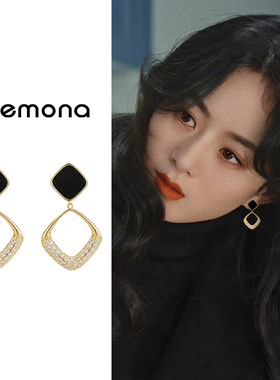 黑色几何耳环女轻奢高级感复古耳钉耳坠气质大气新款小众时尚耳饰