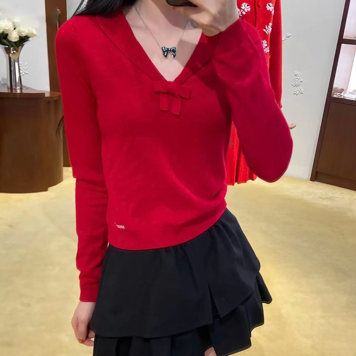 新年红修身羊毛打底衫立体蝴蝶结