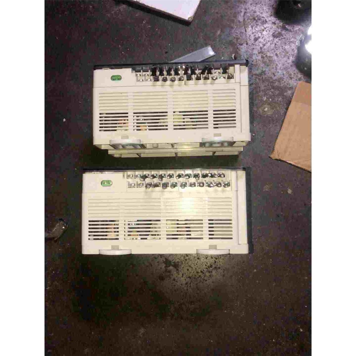 台达PLC、DVP40ES00T2刚刚从设备拆下来成色不错有