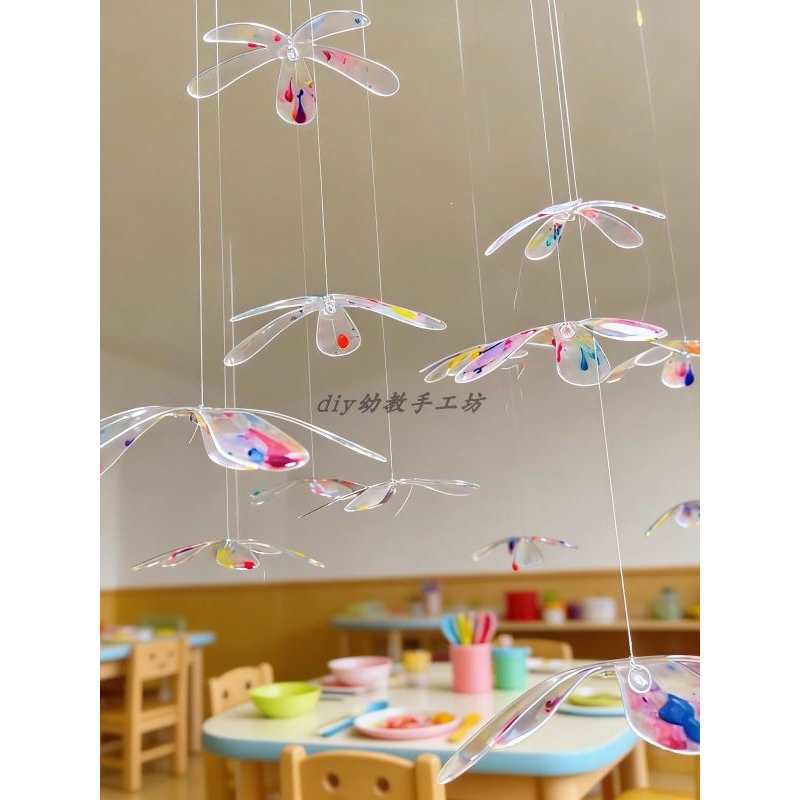亚克力幼儿园花朵片垂吊绘画塑料PVC环创吊饰艺术美工区装扮走廊