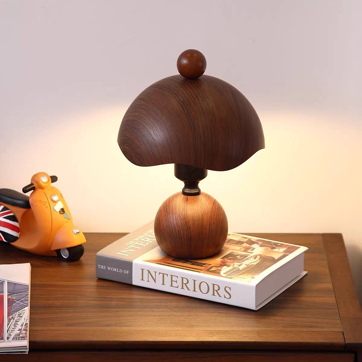 新款轻奢床台灯卧室高级桌面蛋壳复古感2025头主卧