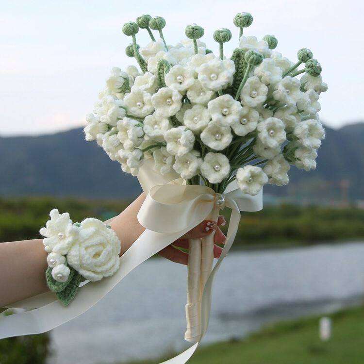 领证花束铃兰手捧花手工编织花束毛线diy材料包森系手腕花