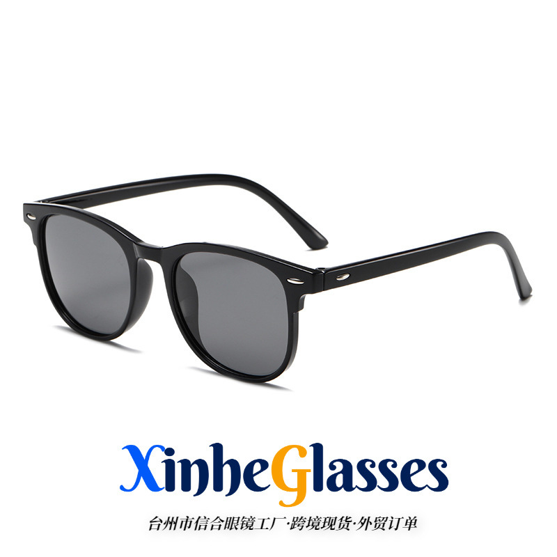 3434偏光经典米钉方框太阳镜欧美墨镜塑料牙时尚