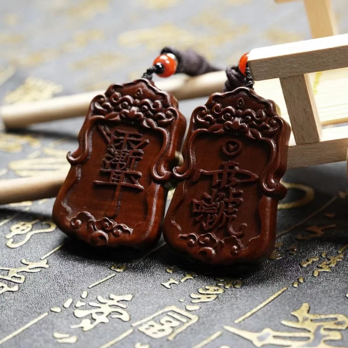 适用天然雷击枣木虎头紫薇讳吊坠雷祖令牌随身挂件手把纯手a0260