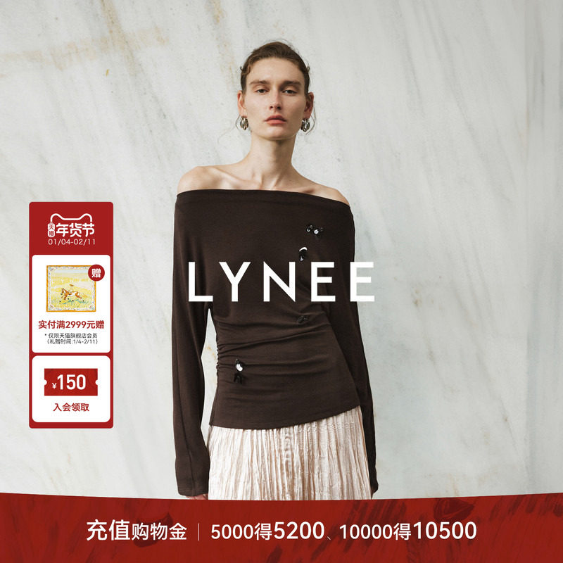 LYNEE【邂逅】羊毛手工钉珠上衣  一字领收腰套头针织衫