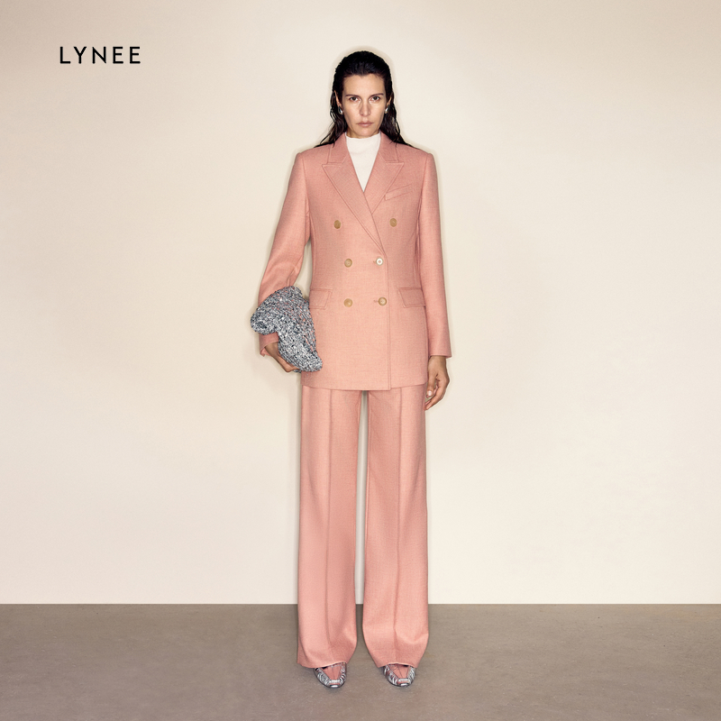 LYNEE 羊毛立骨线直筒裤/六粒扣创驳领西装