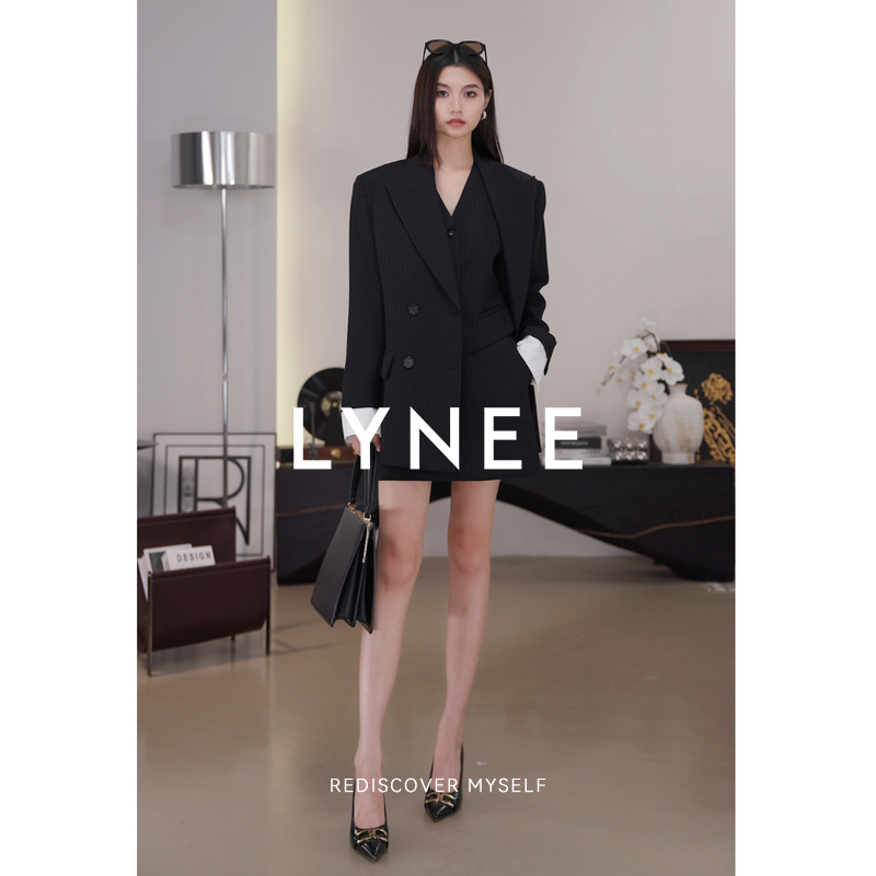 LYNEE【权力之夜】精纺羊毛条纹西装 戗驳领垫肩西服 气质外套