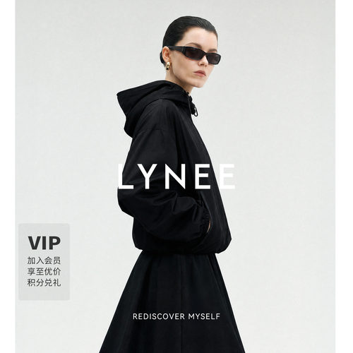 LYNEE经典新贵短款连帽休闲外套