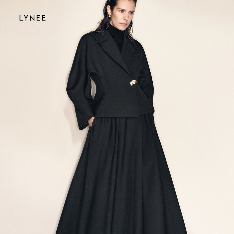 新LYNEE【福利】飞鸟扣收腰西装女松紧腰A字半身裙两件套