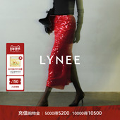 LYNEE 新年氛围感红色系亮片刺绣丝绒半身裙女高端气质重工裙子