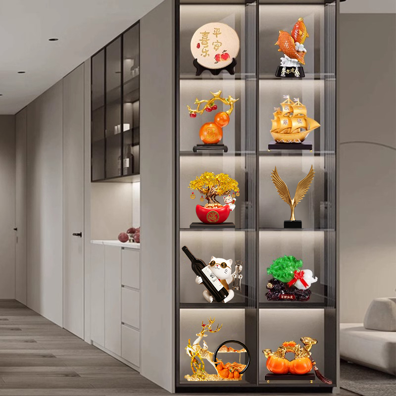 城岸沐语客厅玻璃酒柜装饰品摆件