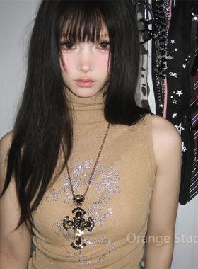 复古做旧感金色水钻十字架项链