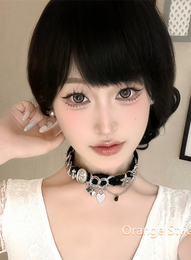 复古美拉德黑色毛绒爱心项圈