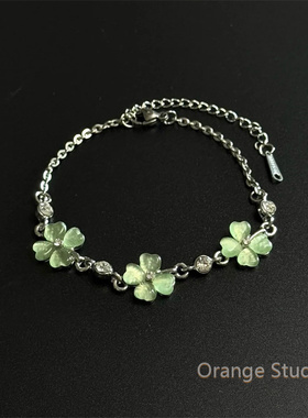 夏日清新绿色四叶草手链