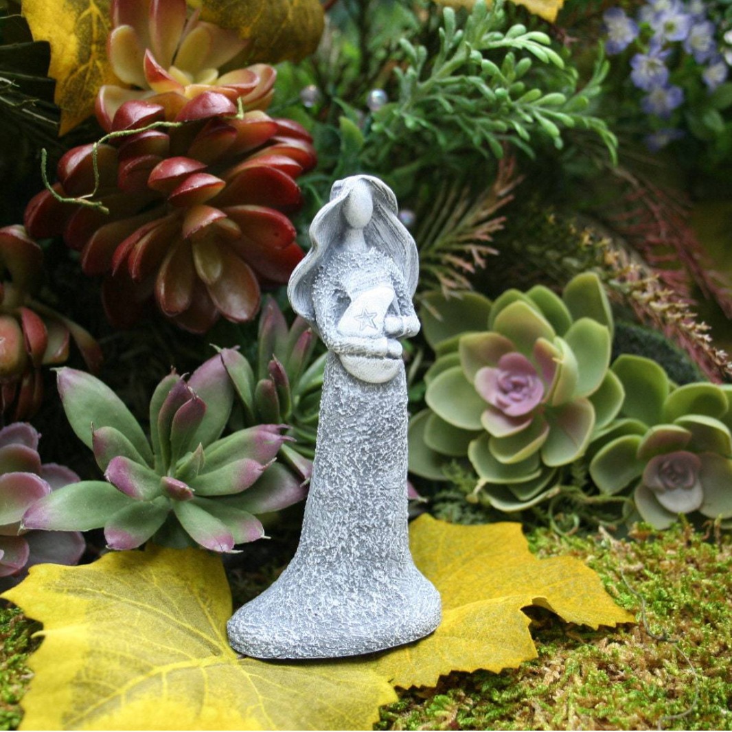 美丽的月亮女神雕像 花园装饰树脂工艺品Beautiful Lunar Godde