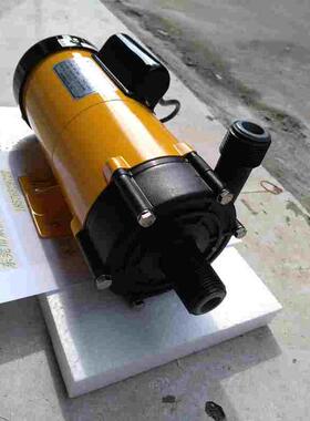 大量现货供应原装进口单相耐酸碱防腐PANWORLD世博磁力泵NH-250PS